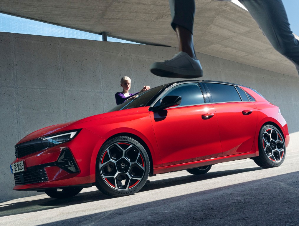 Opel Astra 5 Doors photo 30