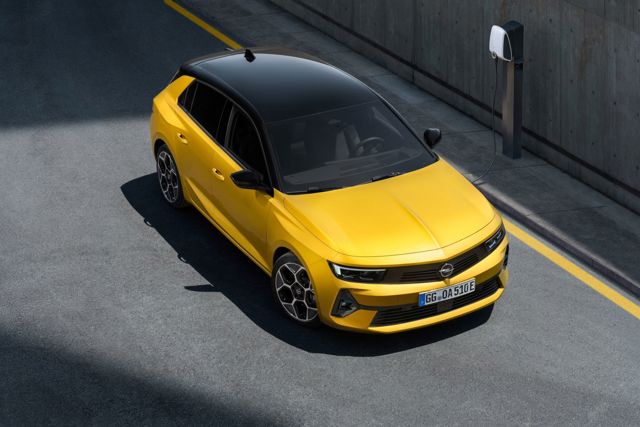 Opel Astra 5 Doors foto 4