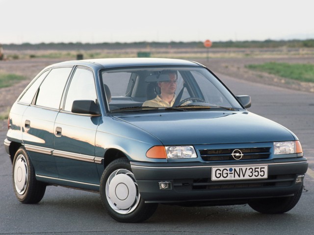 Opel Astra 5 Doors photo 7