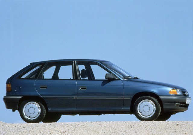 Opel Astra 5 Doors photo 9