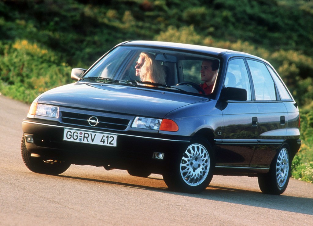 Opel Astra 5 Doors photo 10