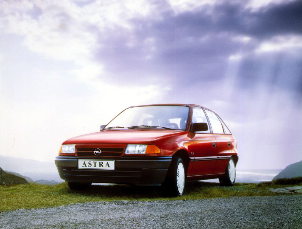 Opel Astra 5 Doors photo 12