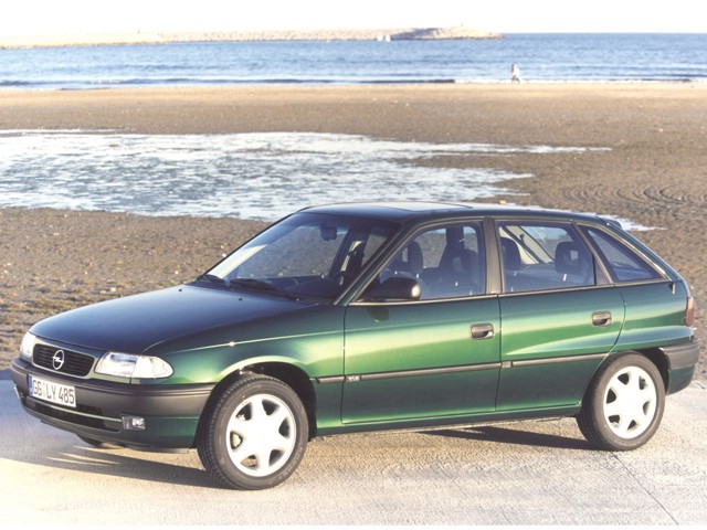 Opel Astra 5 Doors photo 5