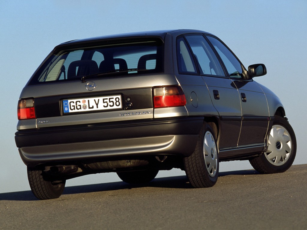 Opel Astra 5 Doors photo 6