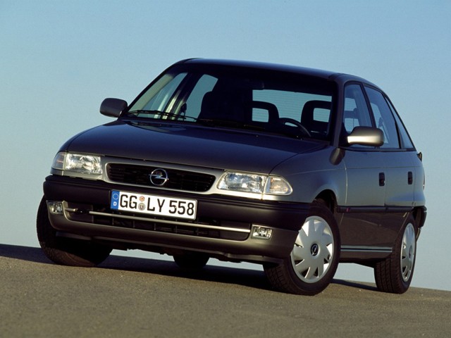 Opel Astra 5 Doors photo 7