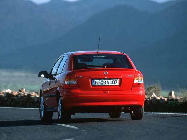 Opel Astra 5 Doors photo 10