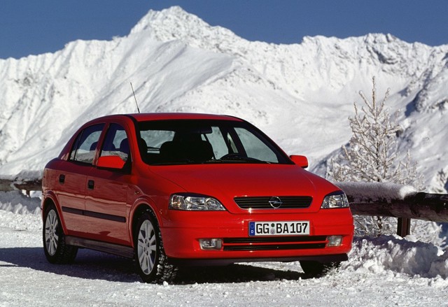 Opel Astra 5 Doors photo 26