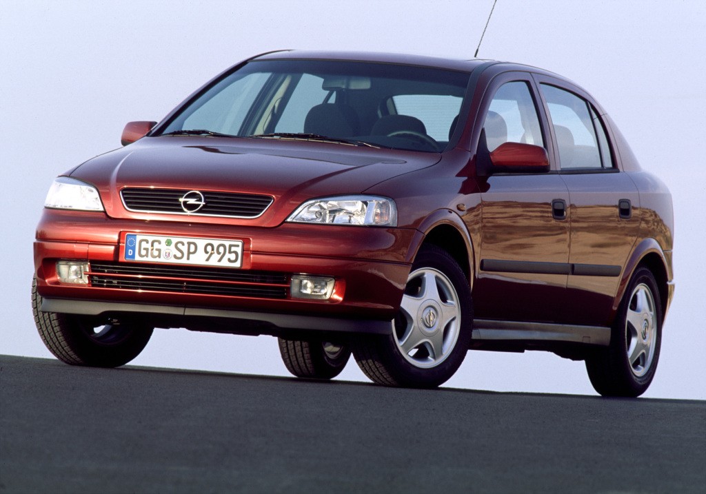 Opel Astra 5 Doors photo 33