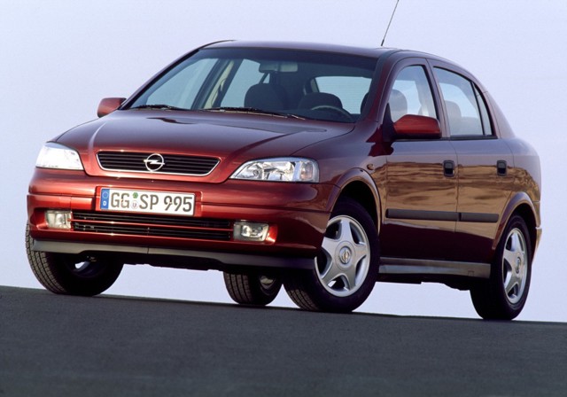 Opel Astra 5 Doors photo 33