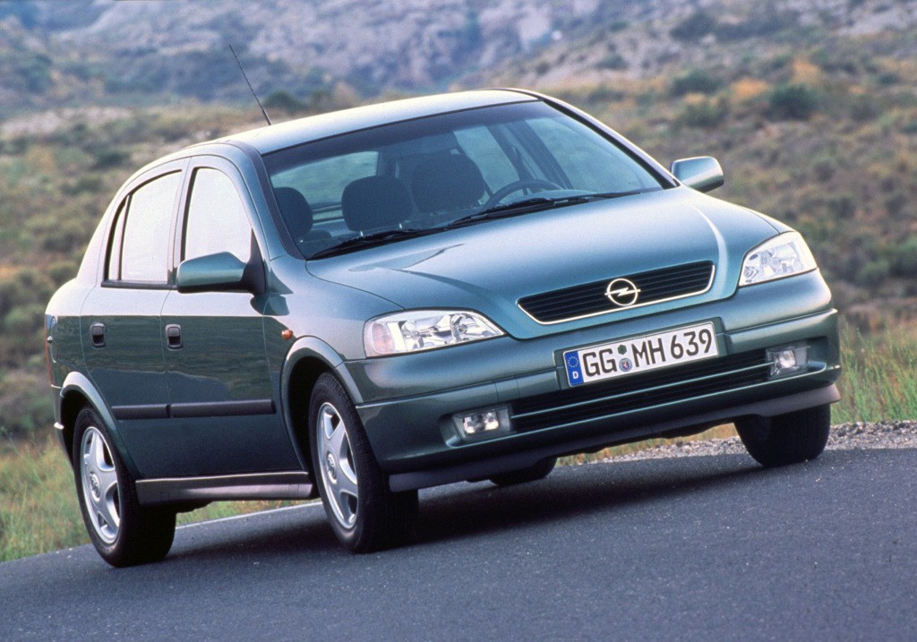 Opel Astra 5 Doors photo 34