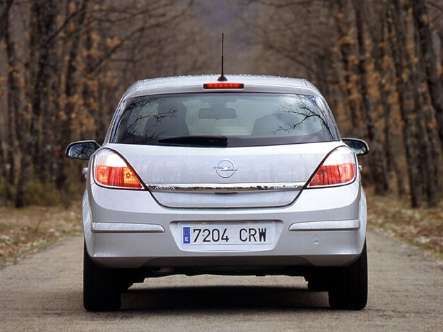 Opel Astra 5 Doors foto 8