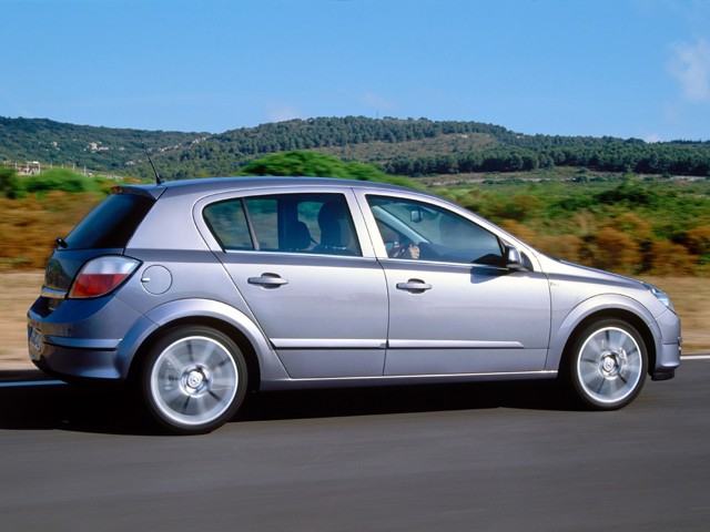 Opel Astra 5 Doors foto 19