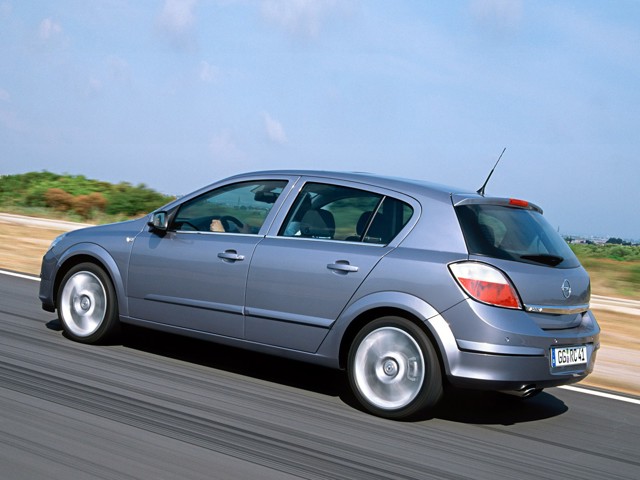 Opel Astra 5 Doors foto 21