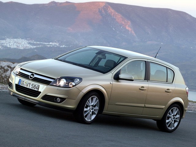 Opel Astra 5 Doors foto 23