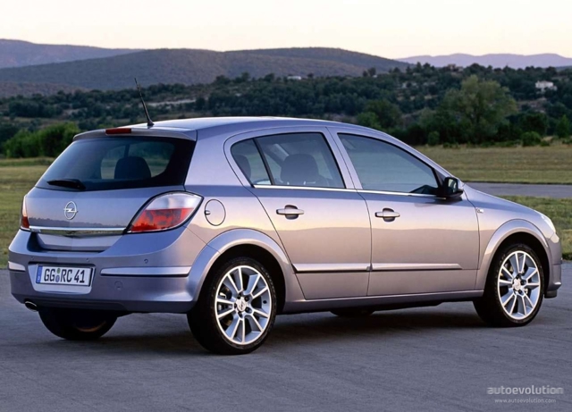 Opel Astra 5 Doors foto 5