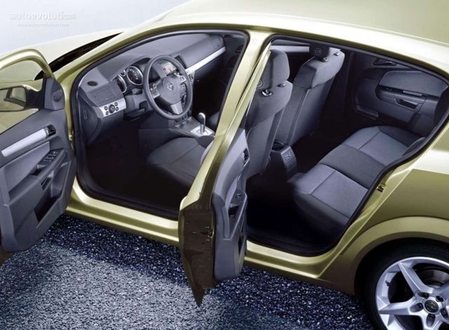 Opel Astra 5 Doors foto 32