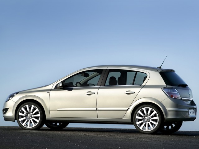 Opel Astra 5 Doors photo 7