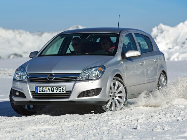 Opel Astra 5 Doors photo 16
