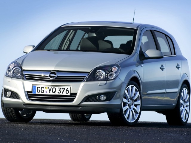 Opel Astra 5 Doors photo 20