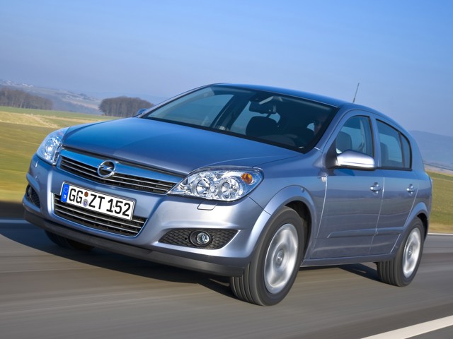 Opel Astra 5 Doors photo 22
