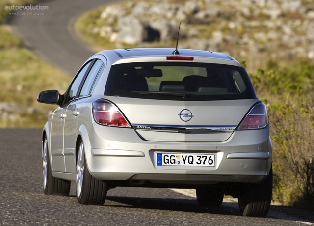 Opel Astra 5 Doors photo 5