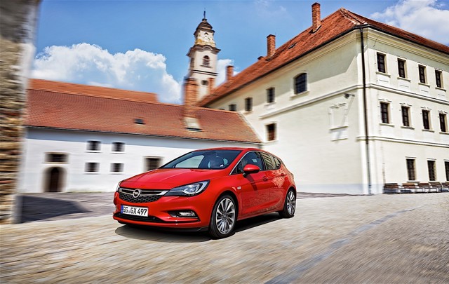 Opel Astra 5 Doors Foto 24