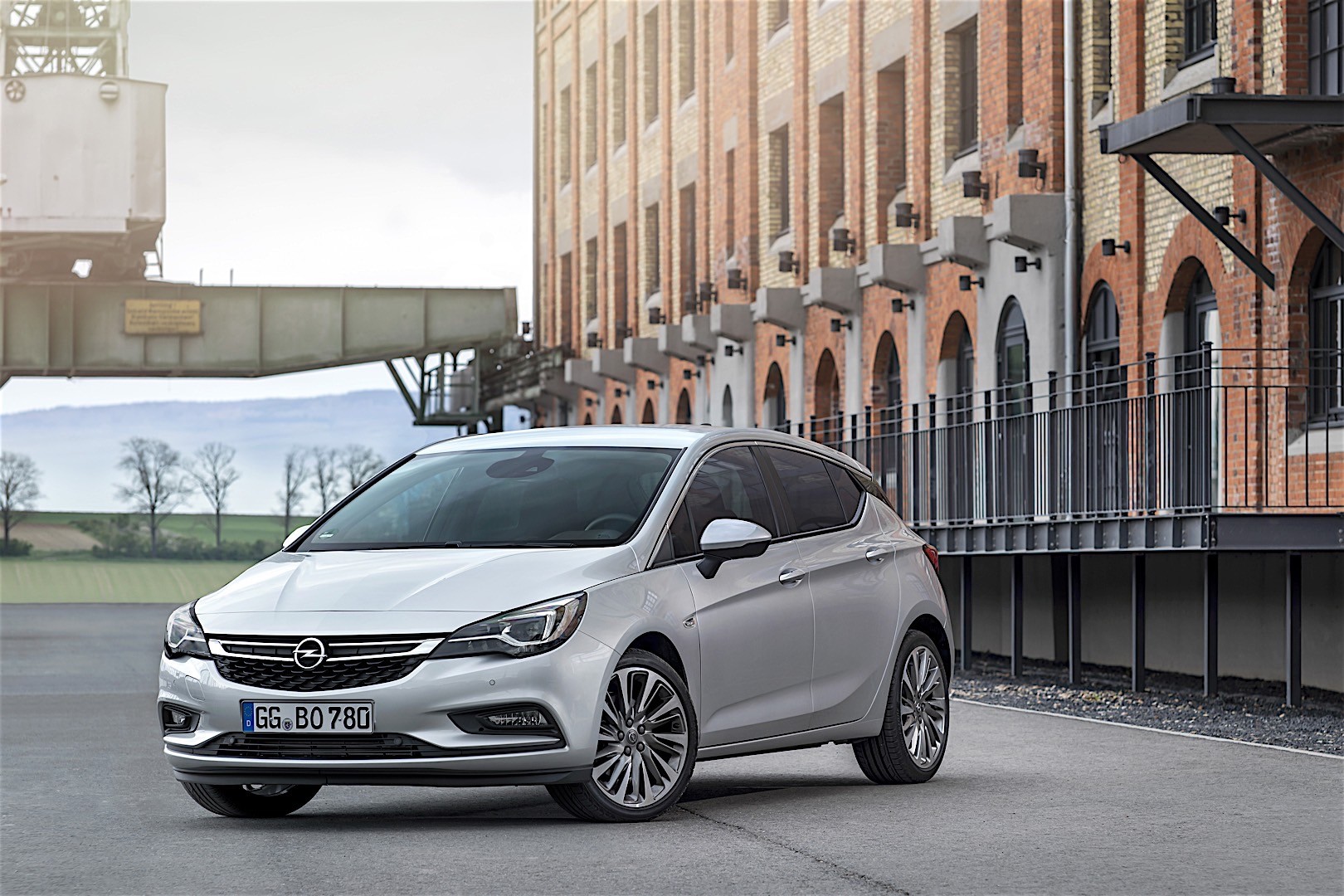 Opel Astra 5 Doors photo 28