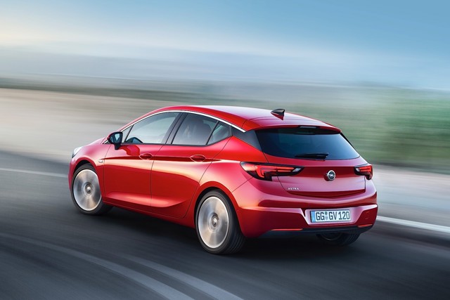 Opel Astra 5 Doors Foto 2