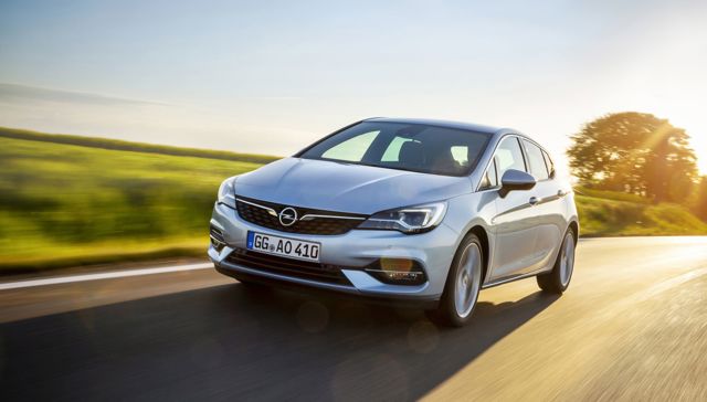Opel Astra 5 Doors foto 2