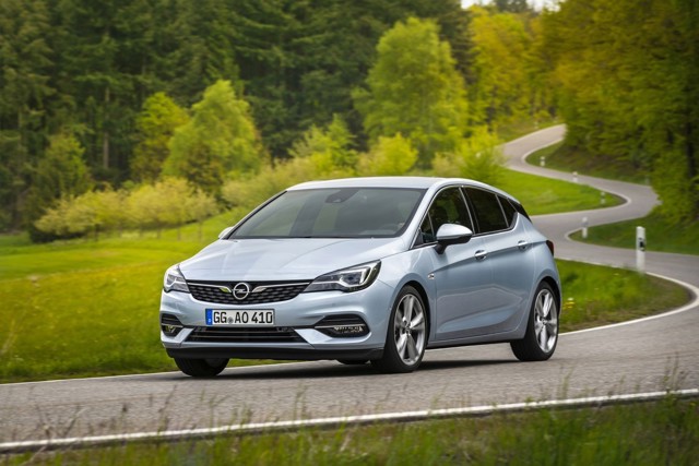 Opel Astra 5 Doors foto 3