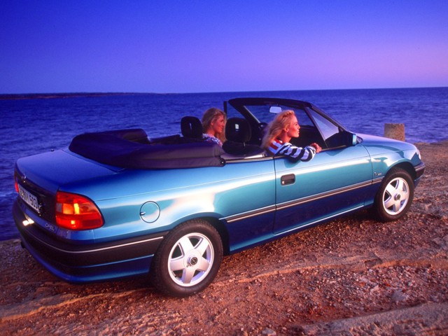 Opel Astra Cabriolet Foto 5