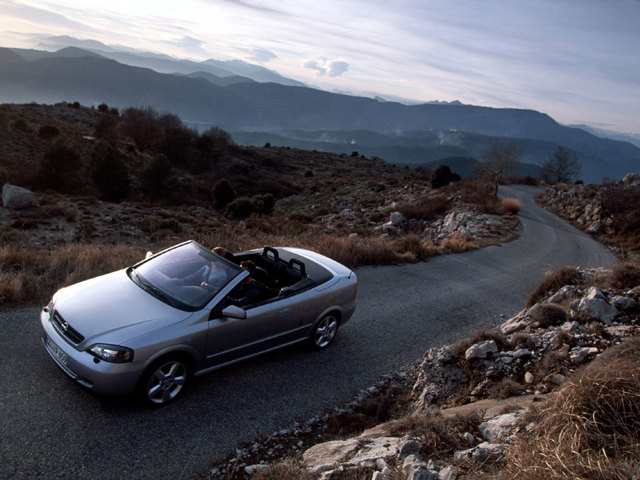 Opel Astra Cabriolet Foto 21