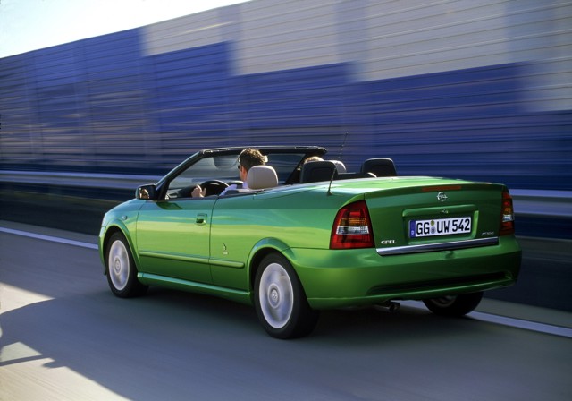 Opel Astra Cabriolet Foto 31