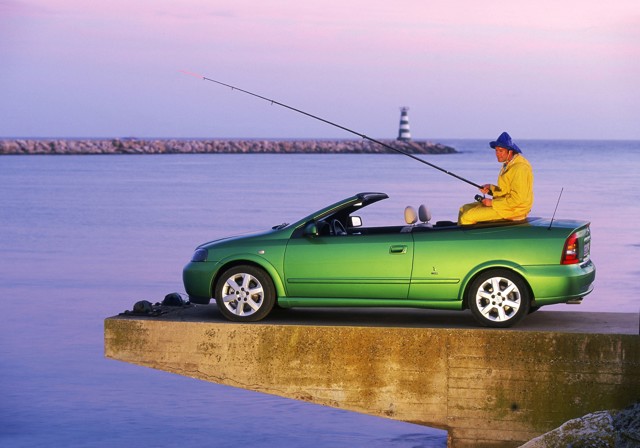Opel Astra Cabriolet Foto 32