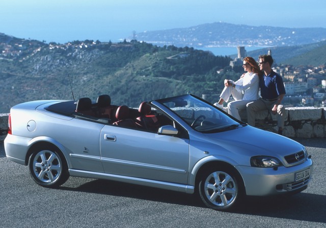Opel Astra Cabriolet Foto 33