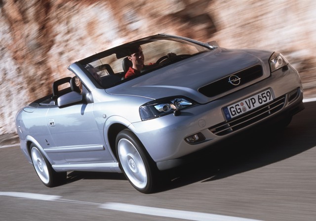 Opel Astra Cabriolet Foto 35