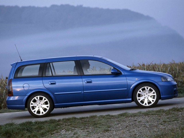 Opel Astra Caravan Foto 12
