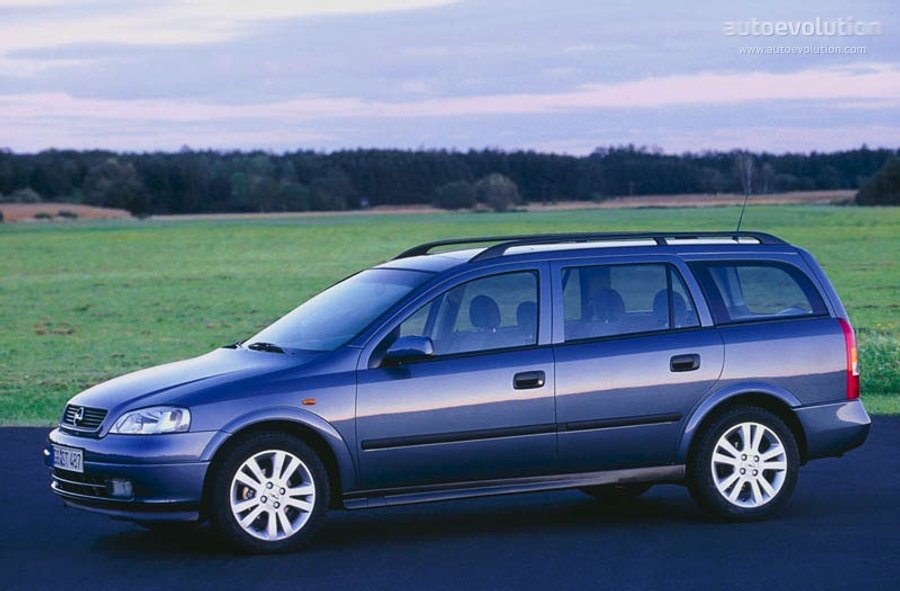 Opel Astra Caravan photo 2