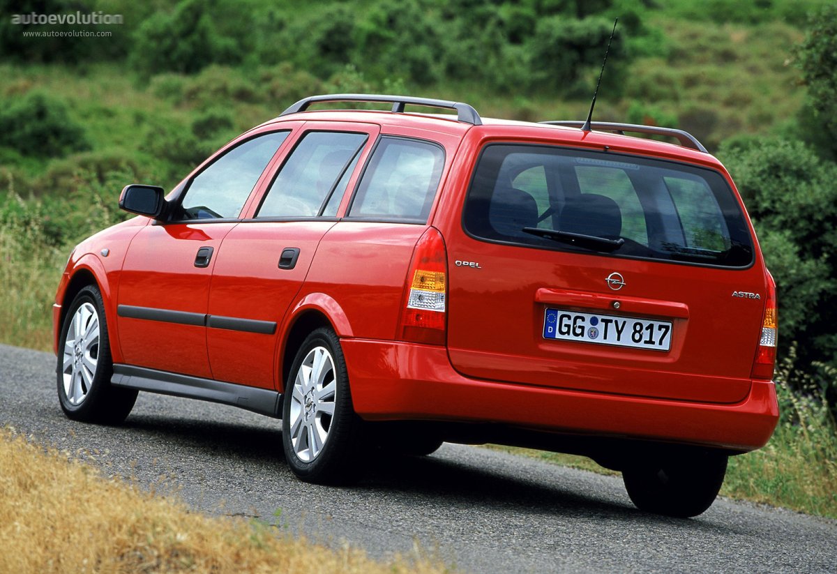 Opel Astra Caravan photo 4