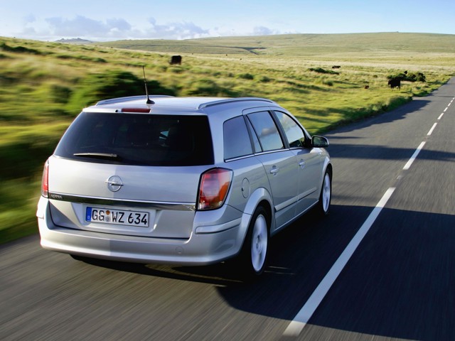 Opel Astra Caravan foto 10