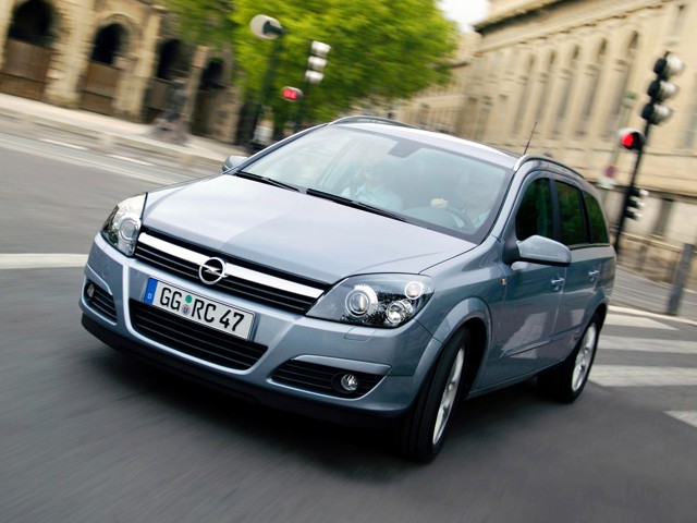 Opel Astra Caravan foto 21