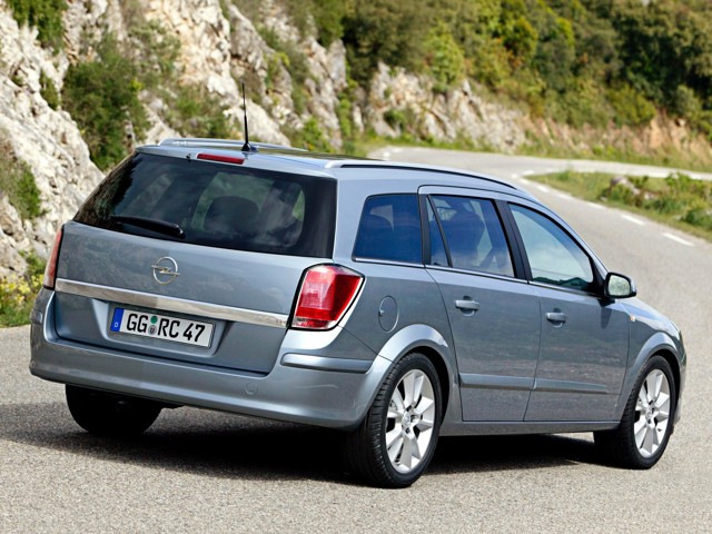 Opel Astra Caravan foto 25