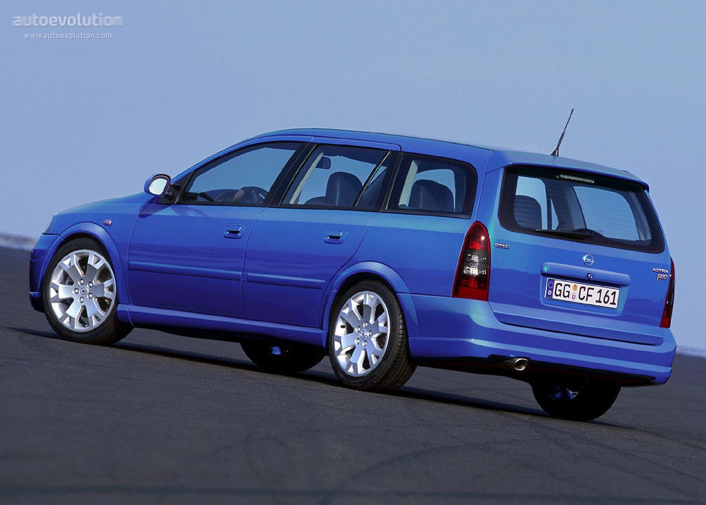 Opel Astra Caravan photo 3