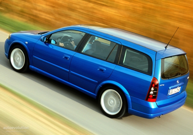 Opel Astra Caravan foto 4