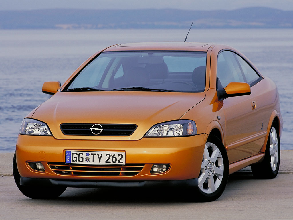 Opel Astra Coupe photo 27