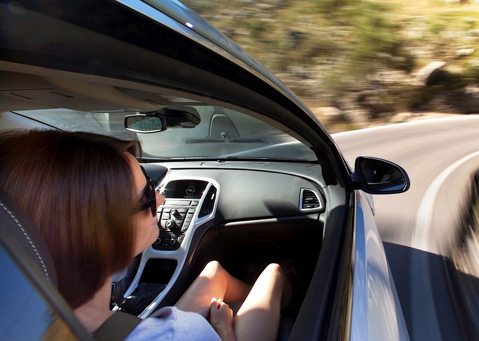 Opel Astra Gtc photo 83