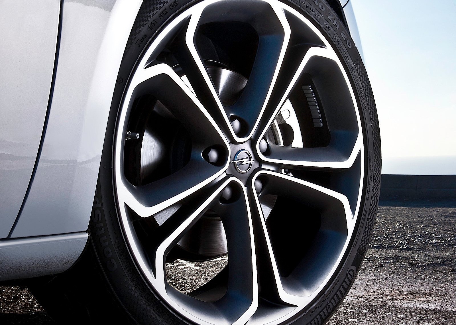 Opel Astra Gtc photo 74