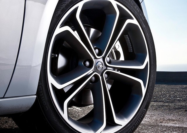 Opel Astra Gtc foto 74