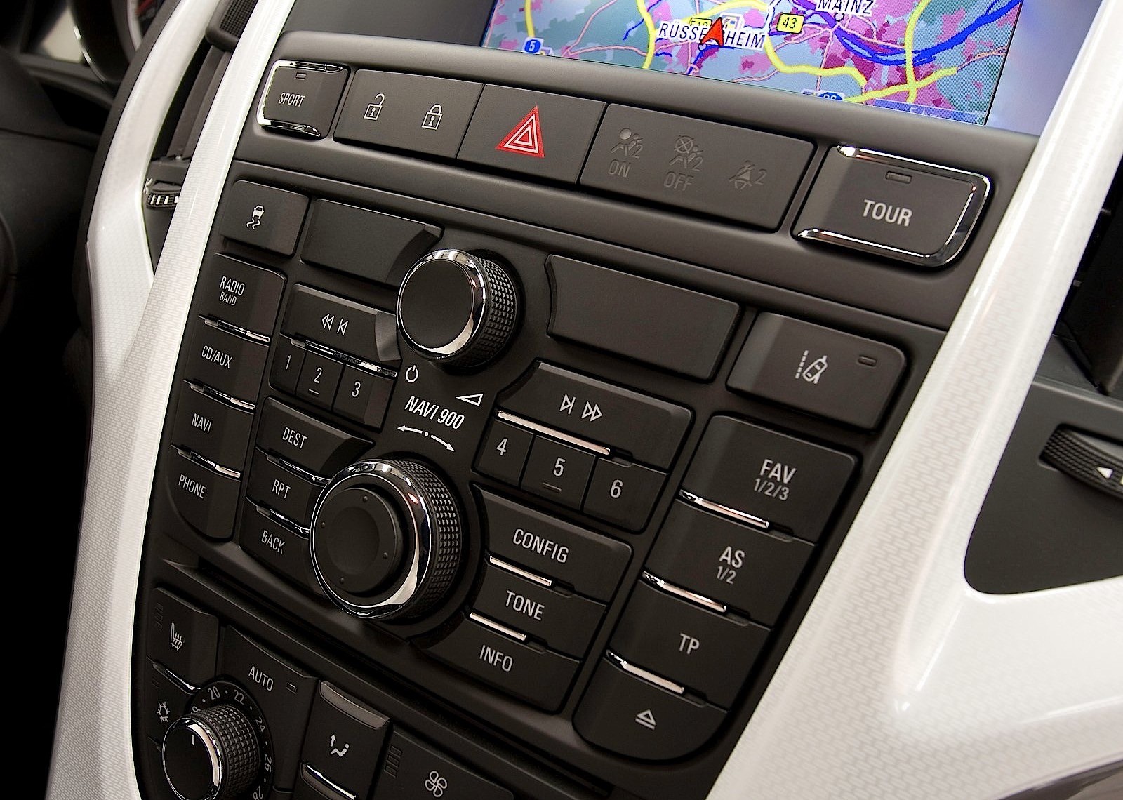 Opel Astra Gtc photo 85