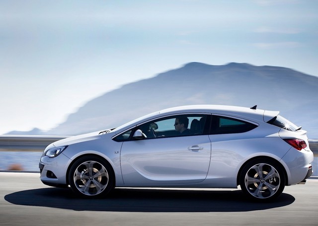 Opel Astra Gtc foto 19